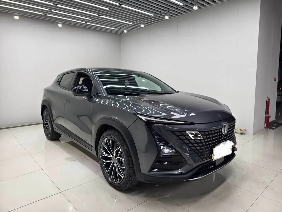 شانجان UNI-T 2022 1.5T الفاخرة