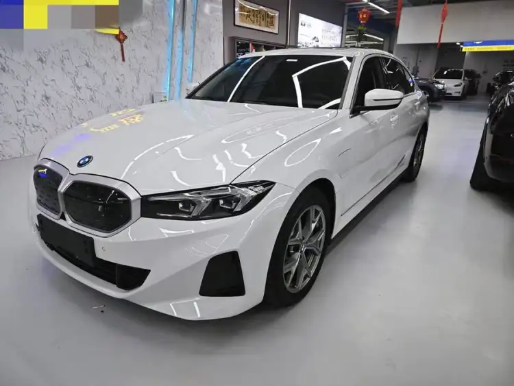 BMW i3 2022 eDrive 35 L