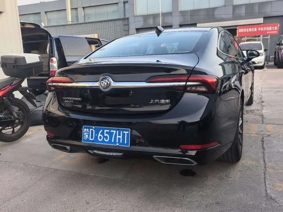 بيوك لاقروس 2020 652T الفاخرة