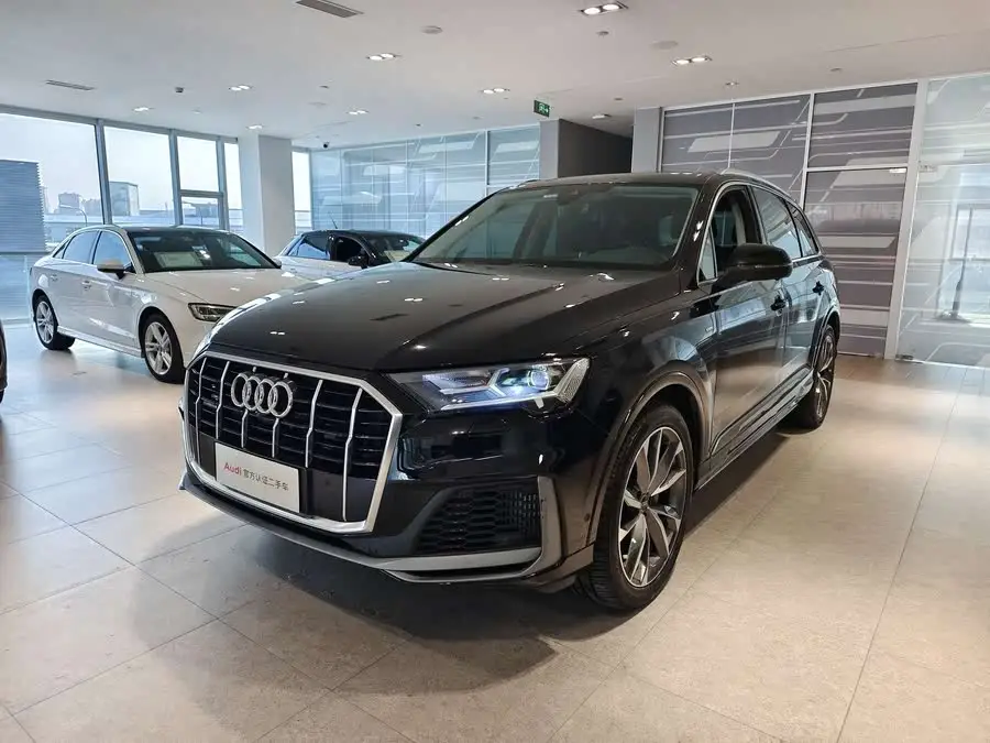Audi Q7 2023 55 TFSI quattro S line Sport