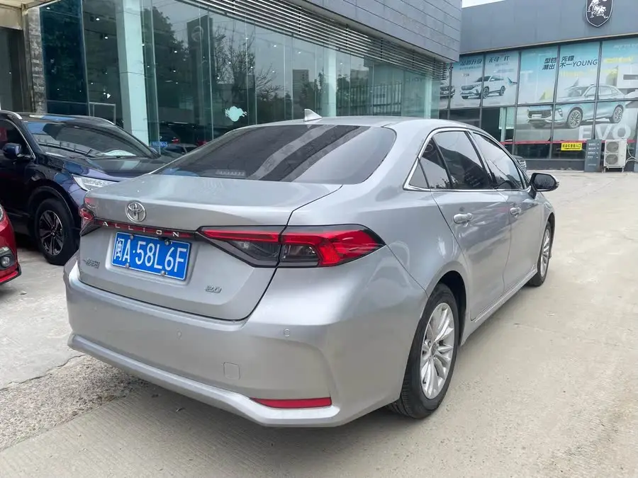 أسد آسيا 2023 2.0L النسخة الرائدة