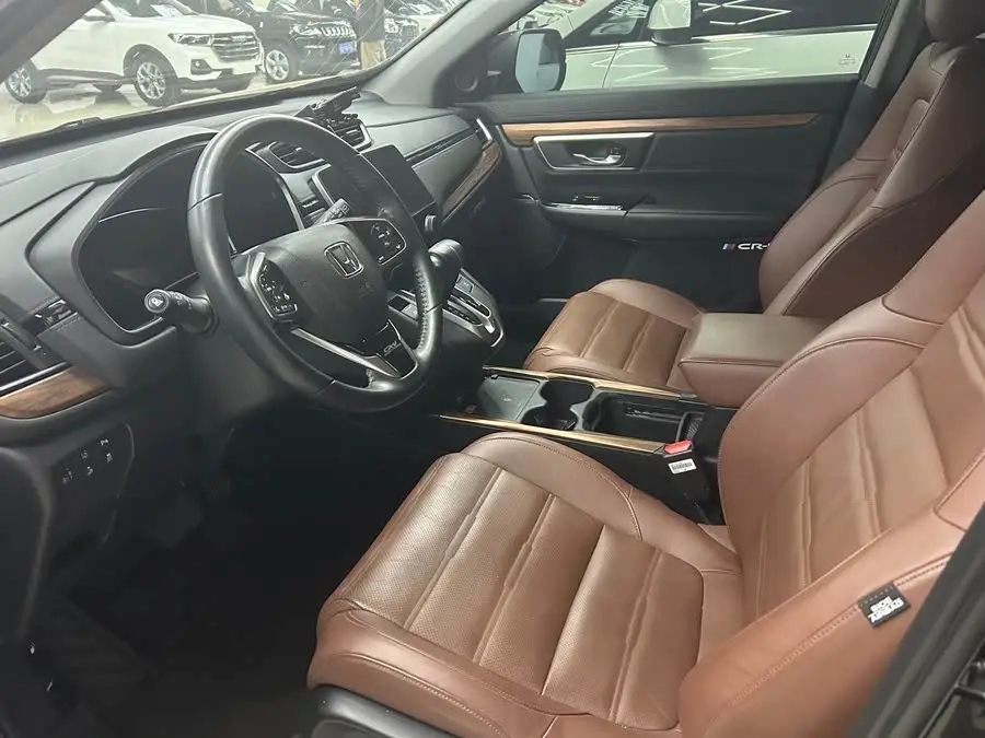 هوندا CR-V 2021 240TURBO CVT دفع ثنائي إصدار الأناقة