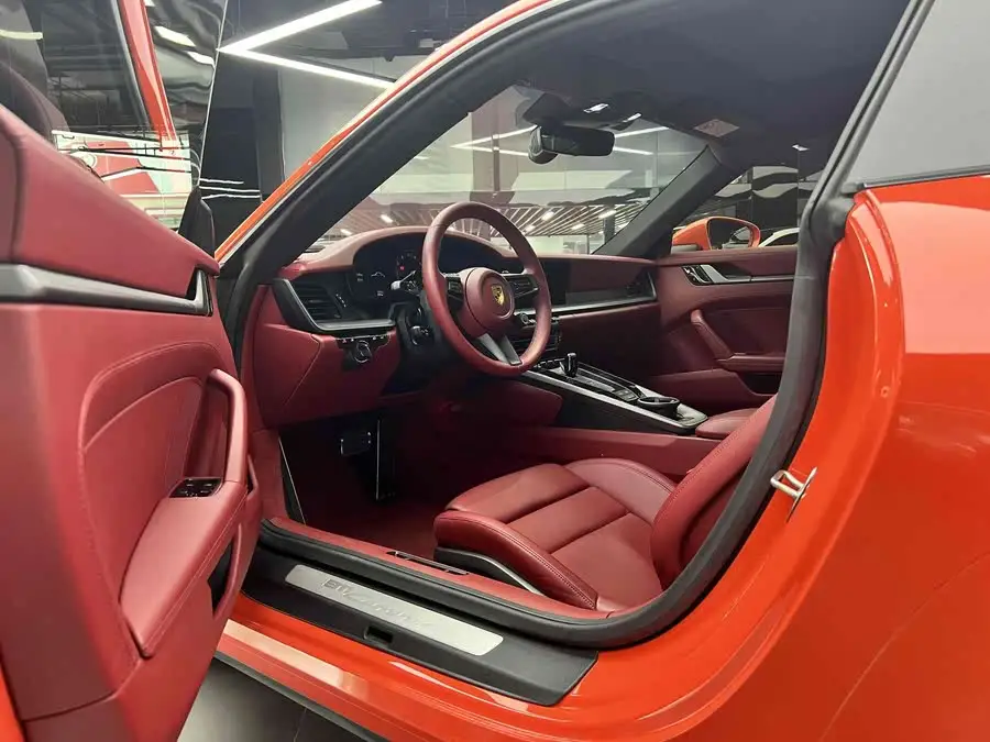 Porsche 911 2020 Carrera 4 3.0T