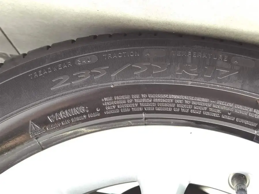 بيوك لاكروس 2021 552T الفاخرة