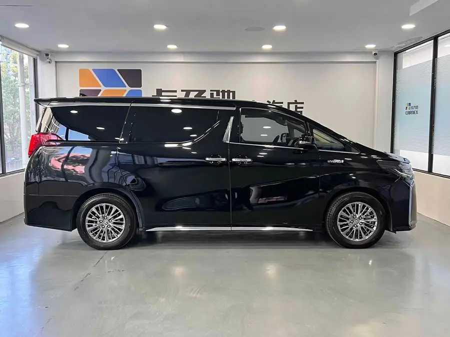 ألڤارد 2021 بنظام مزدوج 2.5 لتر نسخة متميزة