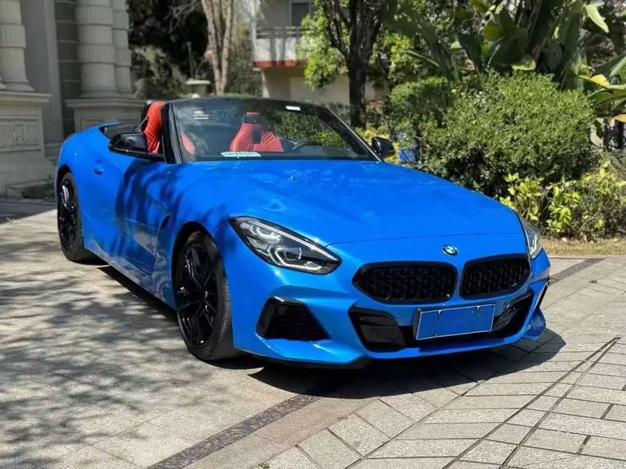 بي إم دبليو Z4 2022 sDrive 25i حزمة M الرياضية