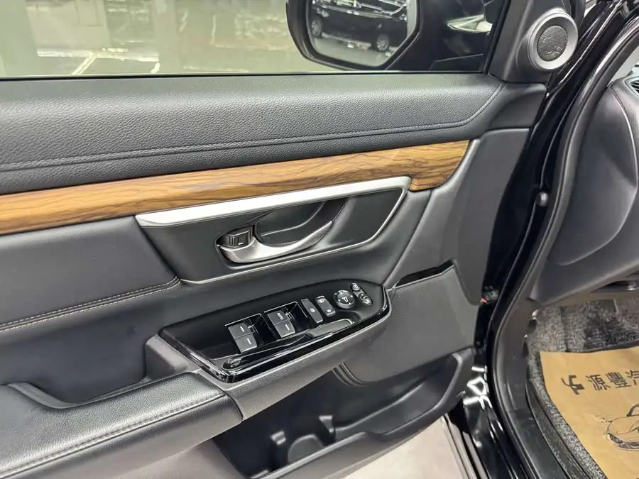 هوندا CR-V 2021 240TURBO CVT دفع ثنائي نسخة أنيقة