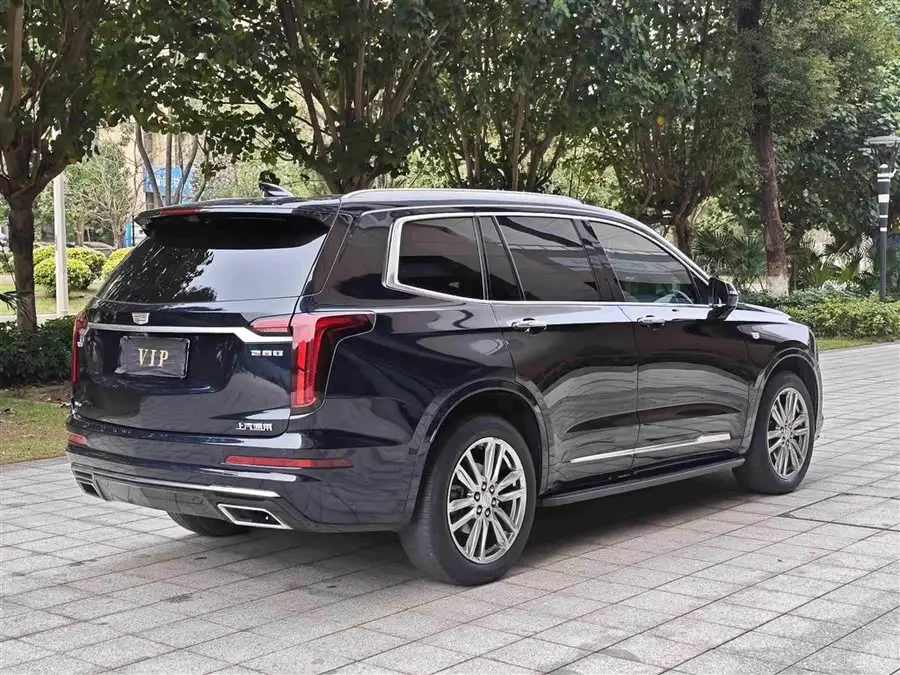 كاديلاك XT6 2022 2.0T فاخرة بخمسة مقاعد ودفع رباعي