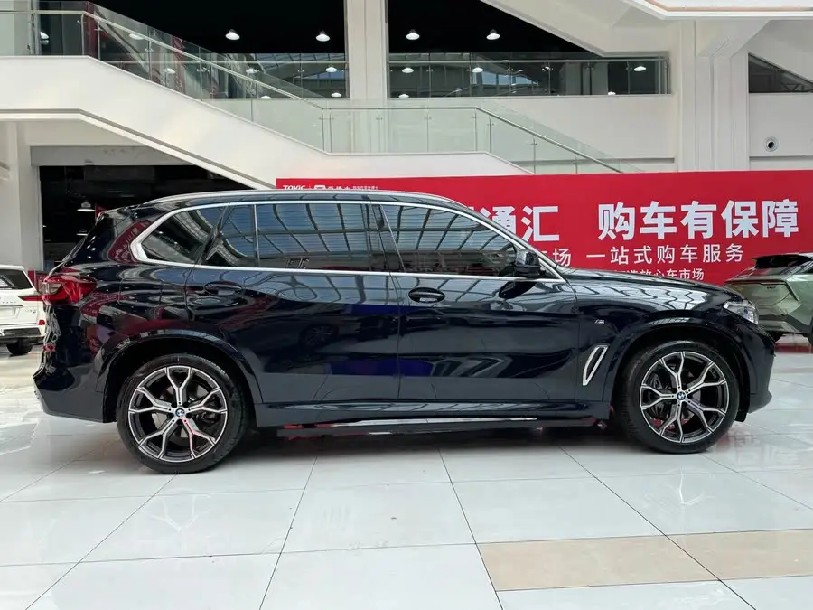 BMW X5 2022 Facelift xDrive 40Li M Sport Package