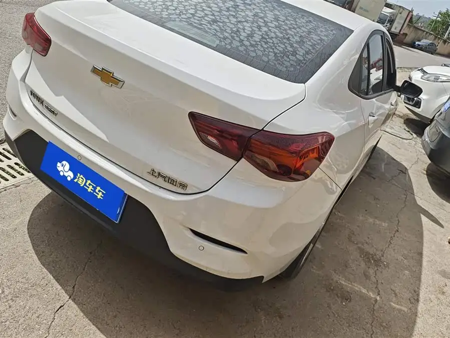 شفروليه كافاليير 2021 325T إصدار الأوتوماتيكي الممتع