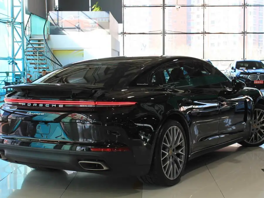 2024 Porsche Panamera 4 Executive Long Wheelbase 2.9T