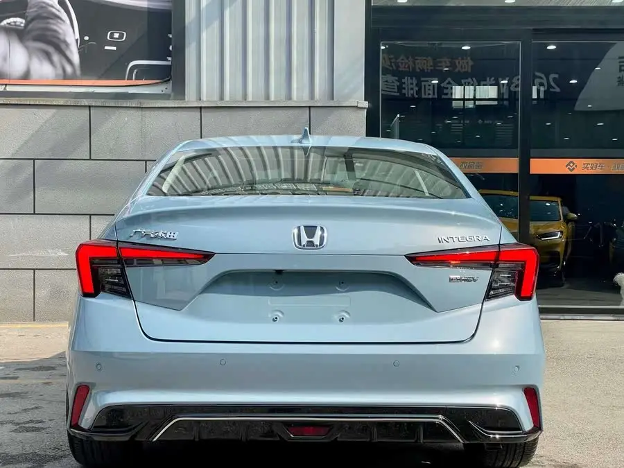 2023 Model 2.0L e:HEV Sharp・Excellence Edition