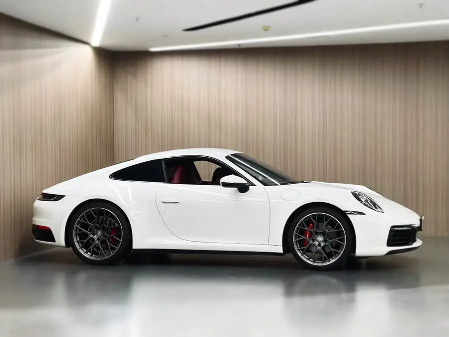 Porsche 911 2022 Carrera 3.0T