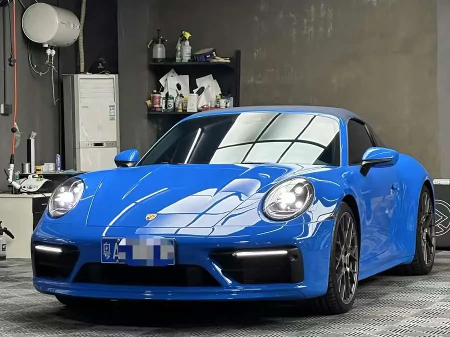 بورش 911 طراز 2023 تارغا 4S 3.0T