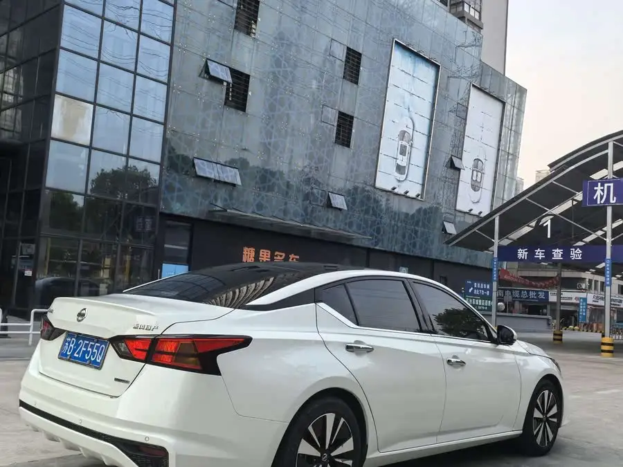 Teana 2021 2.0L XL Upper AD1 Intelligent Navigation Edition