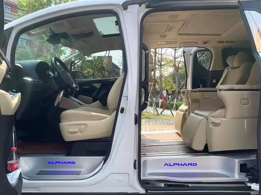 ألفارد 2021 هايبرد 2.5 لتر فاخرة