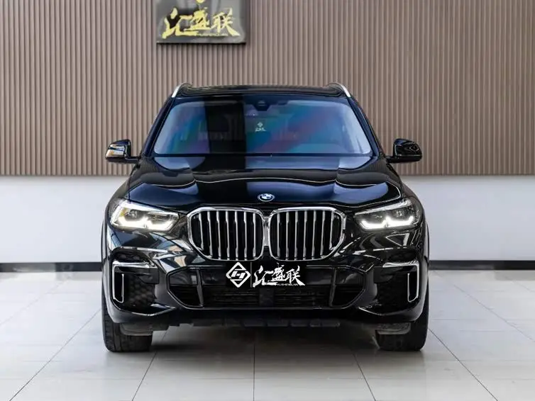 BMW X5 2022 xDrive 30Li M Sport Package