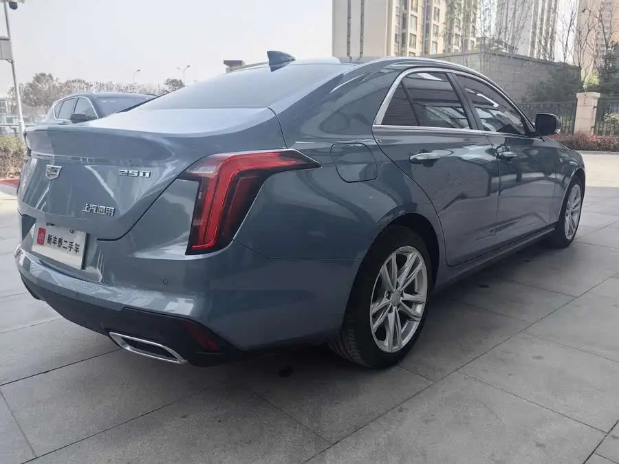 Cadillac CT4 2023 25T Luxury