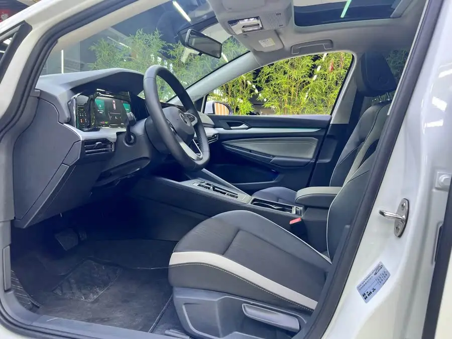 Golf 2023 280TSI DSG Pro