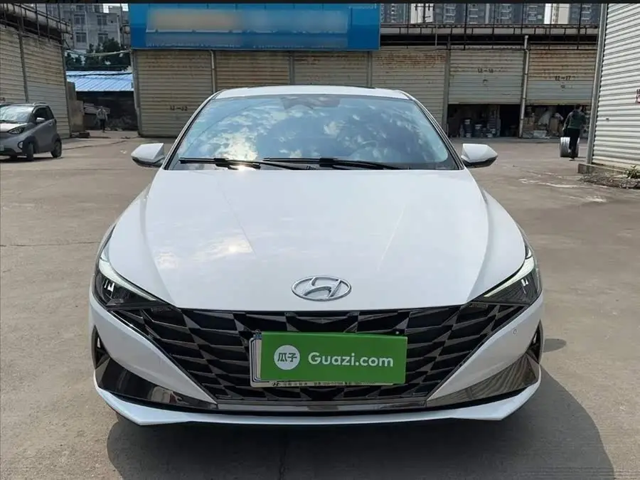 إيلانتر 2021 1.5 لتر CVT LUX النسخة المميزة