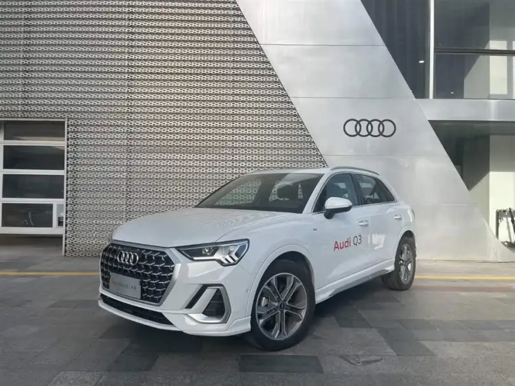 Audi Q3 2024 40 TFSI Fashion Dynamic