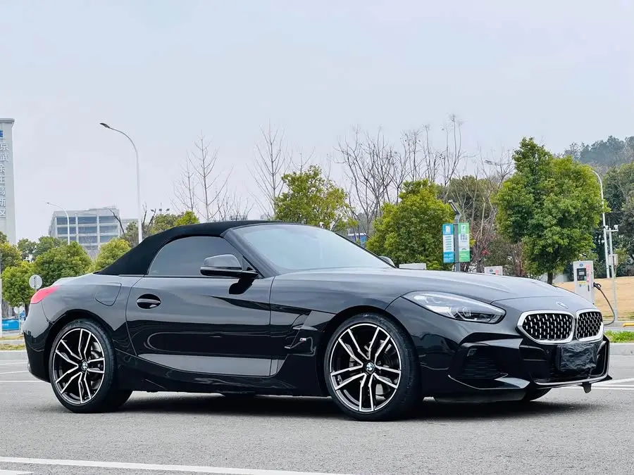 بي إم دبليو Z4 2019 sDrive 25i حزمة الرياضة M