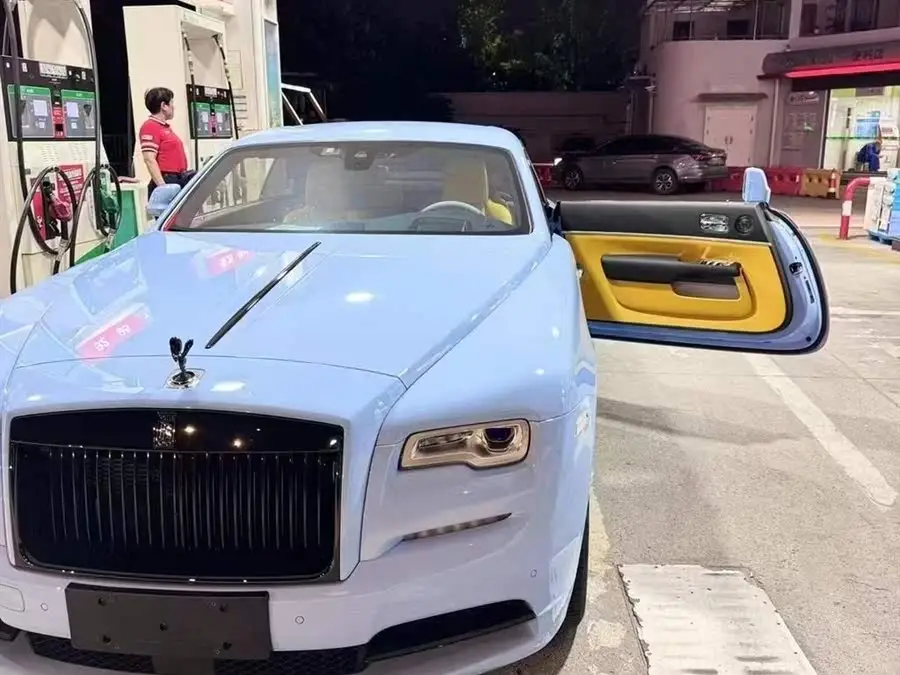 Phantom 2018 6.6T Black Badge