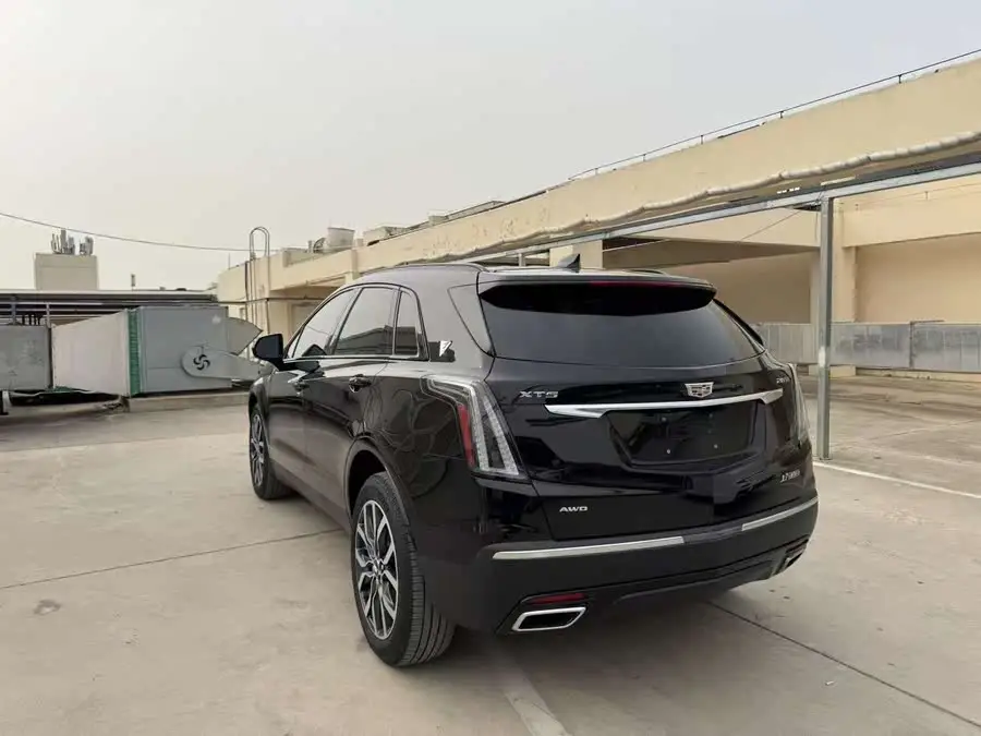 Cadillac XT5 2022 2.0T AWD Luxury (Hummingbird Edition)