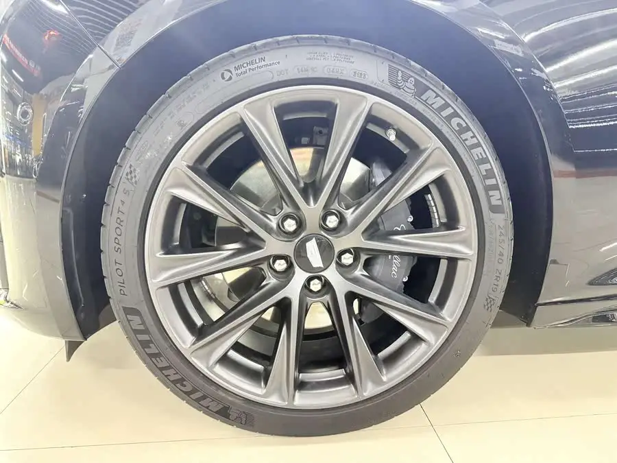 كاديلاك CT5 2024 28T بلاتينيوم