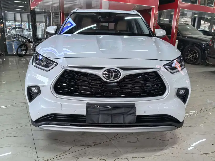 هايلاندر 2022 380T دفع رباعي بريميوم 7 مقاعد