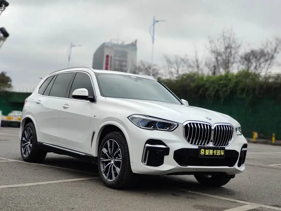 BMW X5 2022 xDrive 30Li Exclusive M Sport Package