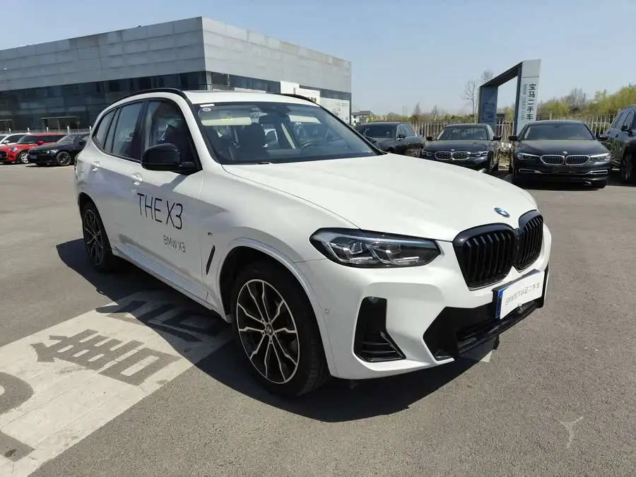 BMW X3 2023 xDrive30i Leading Edition M Night Package