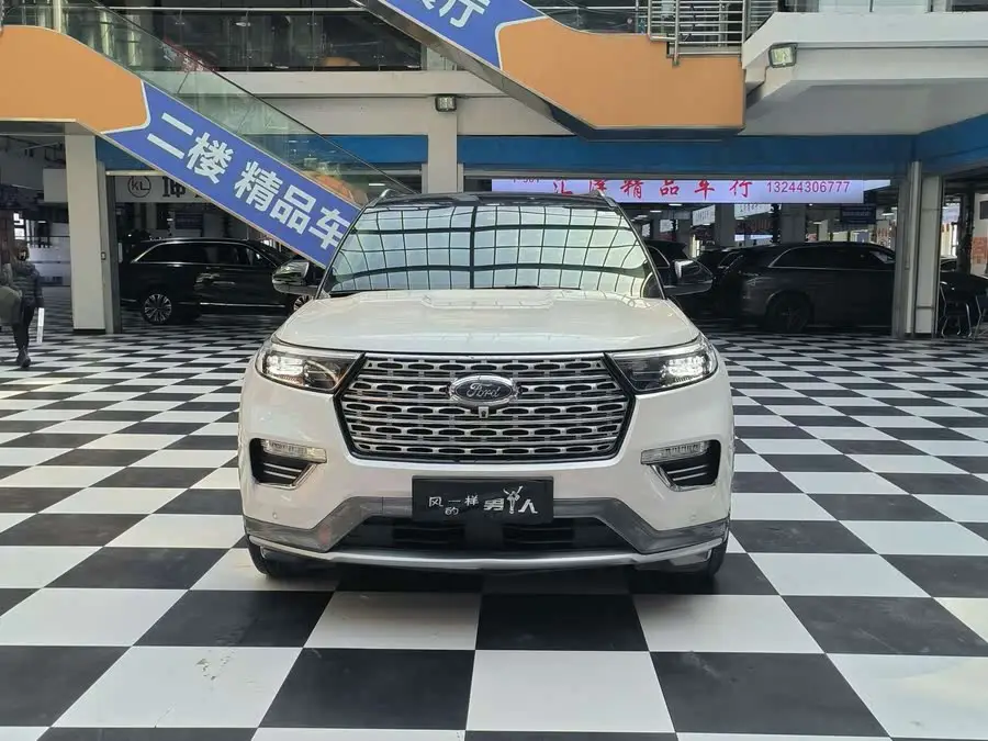 مستكشف 2020 EcoBoost 285 نسخة تيتانيوم رباعية الدفع 7 مقاعد