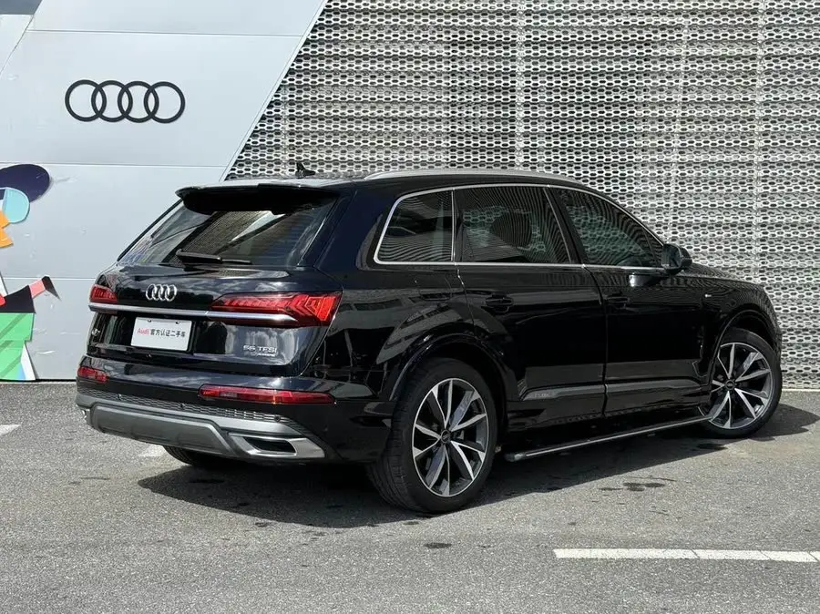 Audi Q7 2021 55 TFSI quattro S line Sport