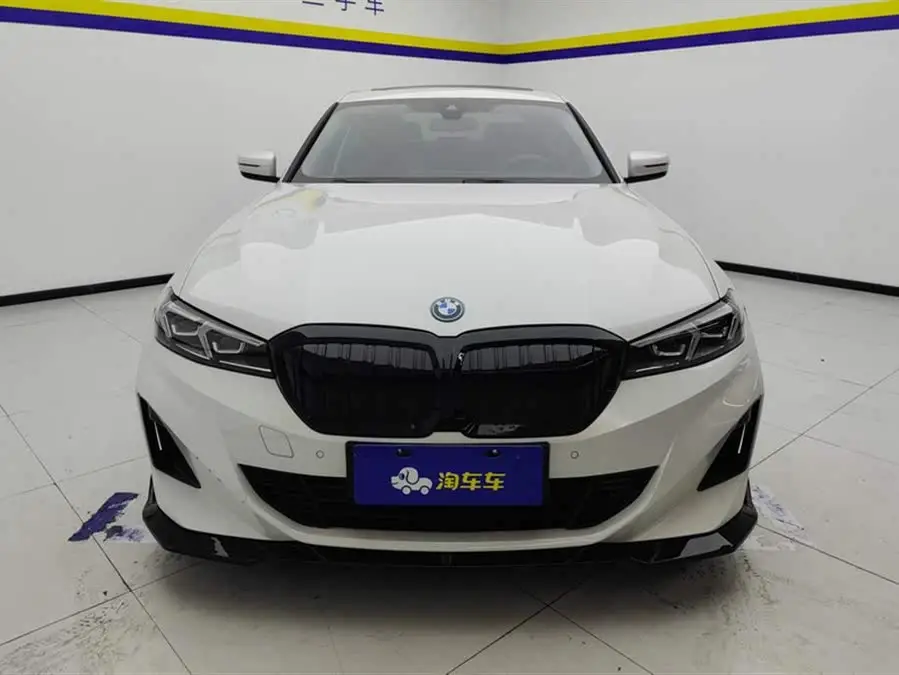 بي إم دبليو i3 2024 eDrive 35 L