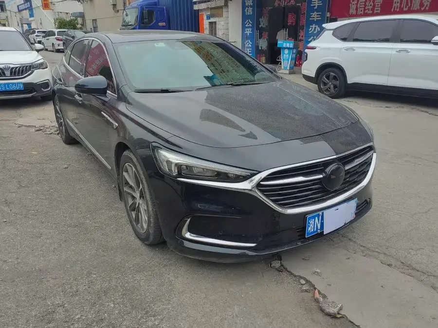 Buick LaCrosse 2021 652T Premium