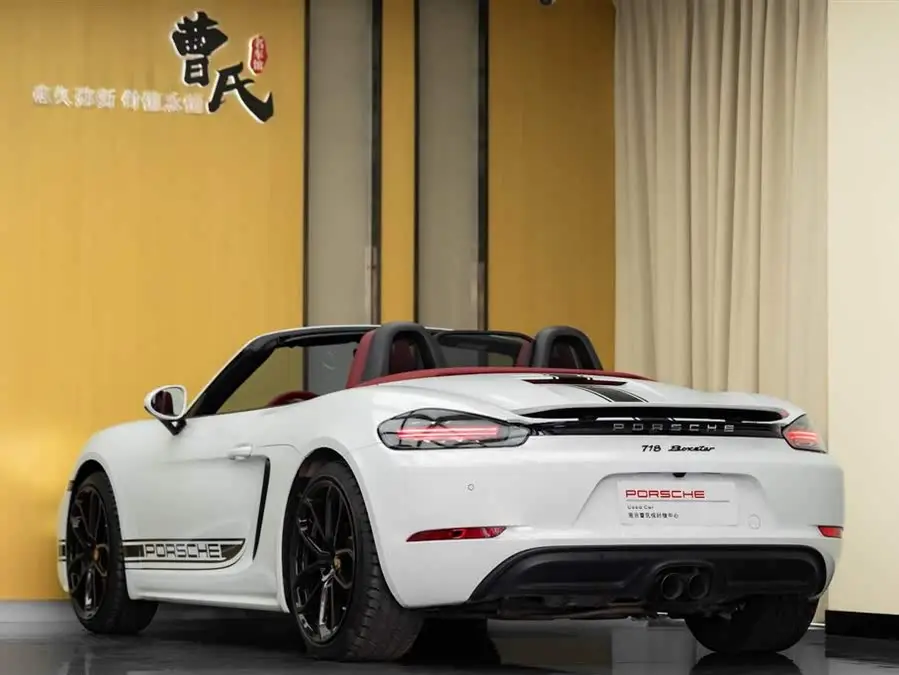 Porsche 718 2022 Boxster 2.0T