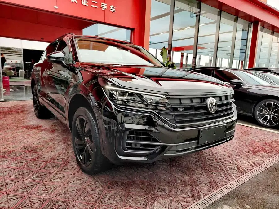 Touareg 2022 3.0 TSI R-Line Black Sport Package