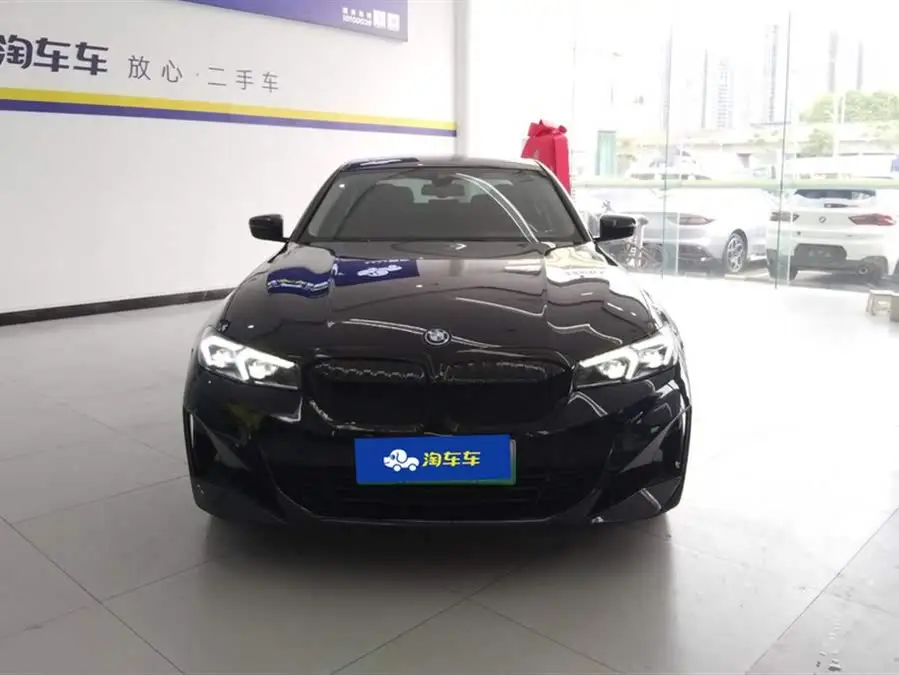 بي إم دبليو i3 2024 eDrive 35 L