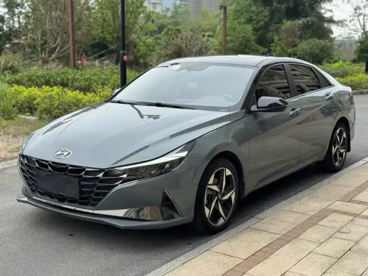 Elantra 2021 1.5L CVT LUX