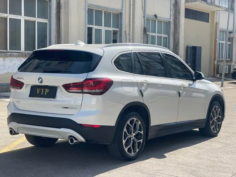 BMW X1 2022 sDrive25Li Leading Edition