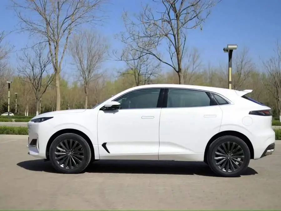 شانغهاي UNI-K 2021 2.0T التميز