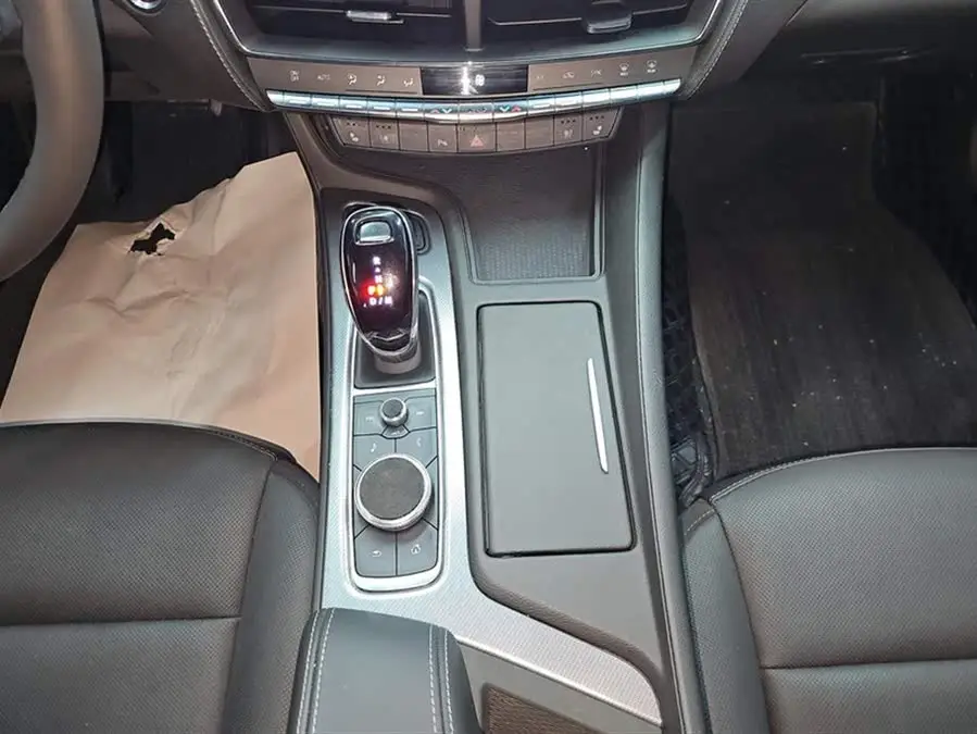 Cadillac CT5 2022 28T Luxury (Standard Version)