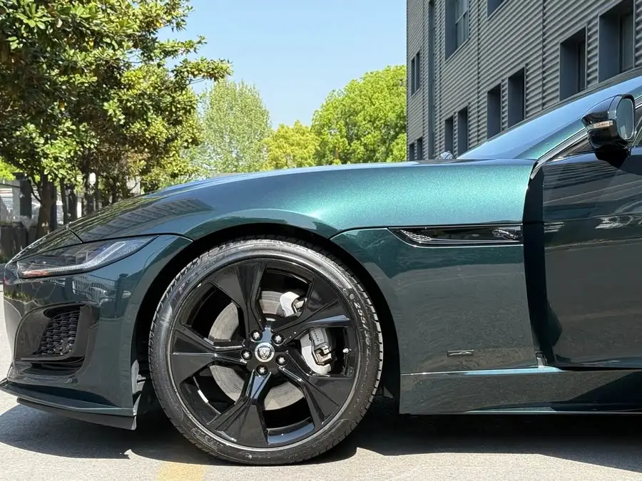 Jaguar F-TYPE 2024 P300 75th Anniversary Edition Hardtop