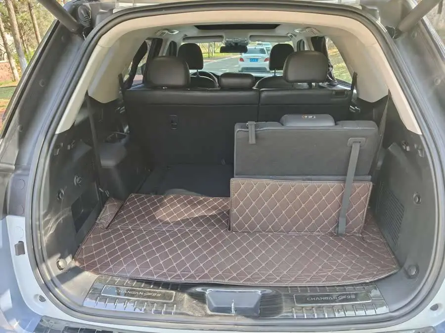 Changan CS95 2019 2.0T Two-Wheel Drive Luxury Edition