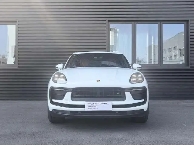 2024 Macan 2.0T