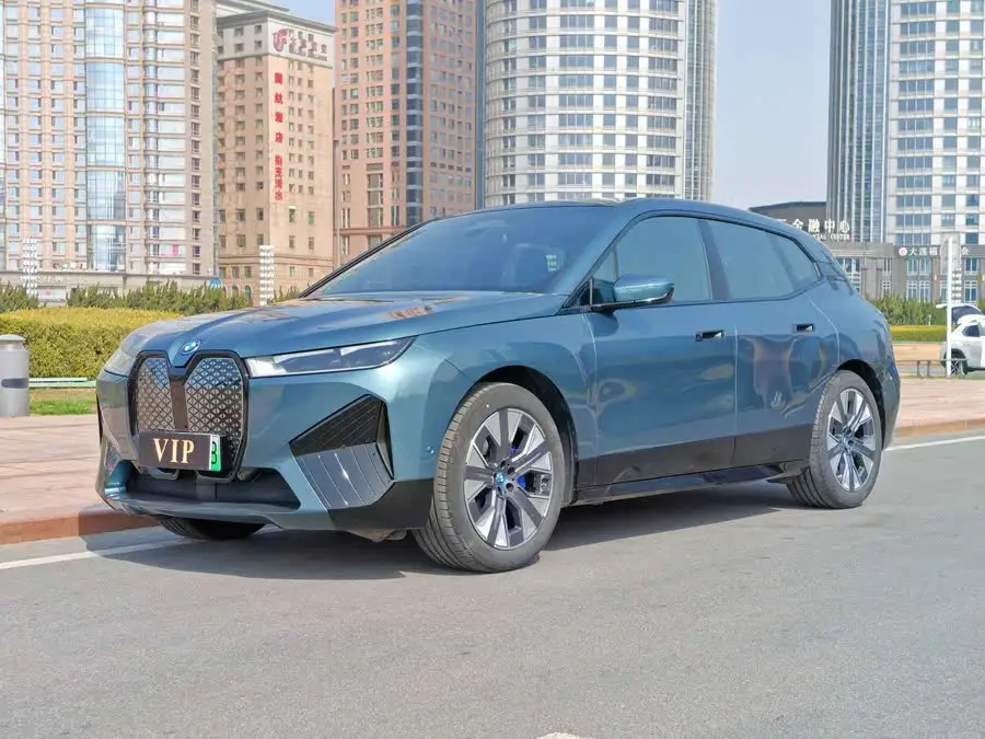 BMW iX 2022 xDrive40