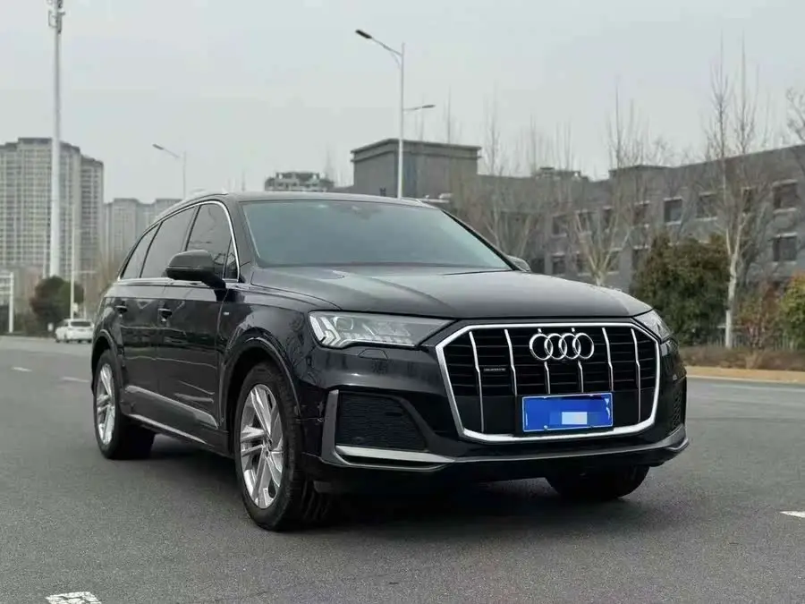 Audi Q7 2022 45 TFSI quattro S line Sport