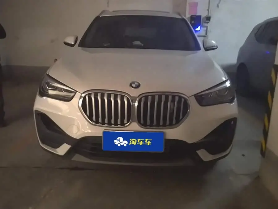 BMW X1 2022 sDrive25Li Leading Edition