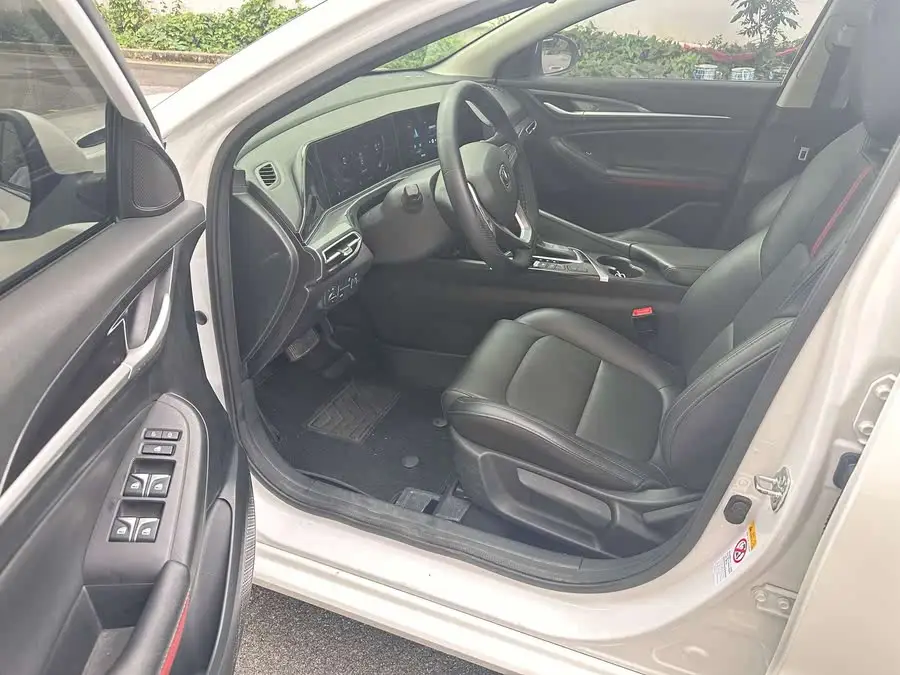 Yidong 2020 PLUS Blue Whale NE 1.4T GDI DCT Premium